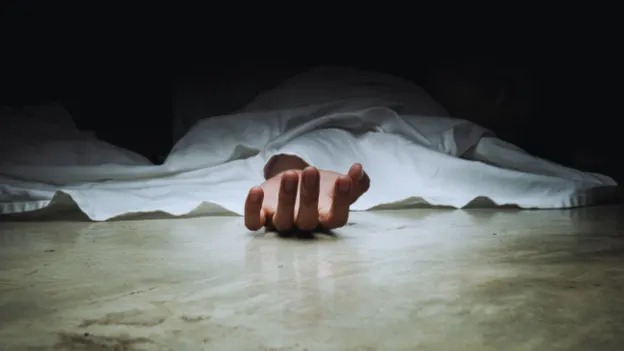 रात को युवक के साथ होटल में रुकी प्रेमिका, सुबह दे दी जान