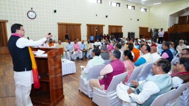 मुख्यमंत्री ने दायित्वधारियों संग संवाद कर जनसेवा में उत्कृष्टता का आह्वान किया