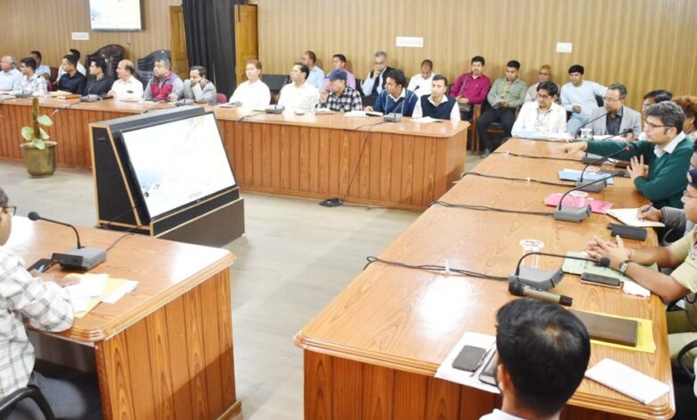 मुख्यमंत्री धामी के निर्देश पर ग्राउंड जीरो पर व्यवस्थाओं की जांच में जुटे अधिकारी