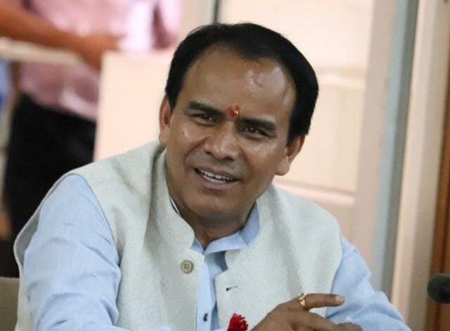 सोमवार को प्रदेशभर के विद्यालयों में मनाया जायेगा प्रवेशोत्सवः डॉ. धन सिंह रावत