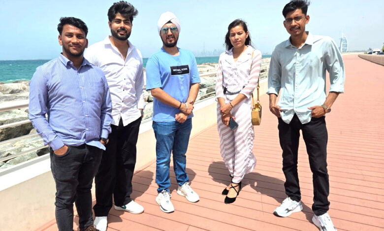 जी.आर.डी. के विद्यार्थियों ने किया दुबई एवं आभू धाबी का पांच दिवसीय अंतर राष्ट्रीय शैक्षणिक भर्मण जी.आर.डी. के विद्यार्थियों ने किया दुबई एवं आभू धाबी का पांच दिवसीय अंतर राष्ट्रीय शैक्षणिक भर्मण