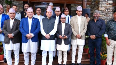 सीएम से नेपाल के सुदूर पश्चिम प्रांत के मुख्यमंत्री कमल बहादुर शाह के नेतृत्व में 10 सदस्यों के प्रतिनिधिमंडल ने भेंट की