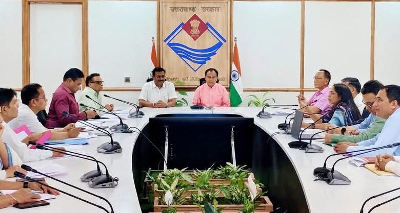 गोल्डन कार्ड धारकों को मिलेगा योजना का समुचित लाभ : डॉ. धन सिंह रावत