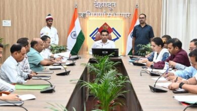 अवैध निर्माण के खिलाफ होगी सख्त कार्रवाई, अनियमितता नहीं की जाएगी बर्दाश्त : डीएम