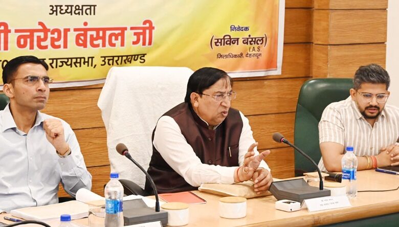 आदर्श ग्राम को विभागीय योजनाओं से शत-प्रतिशत आच्छादित करने के दिए निर्देश आदर्श ग्राम को विभागीय योजनाओं से शत-प्रतिशत आच्छादित करने के दिए निर्देश