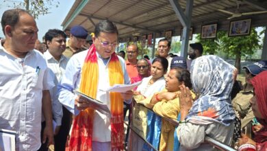सीएम ने किया नगला तराई, खटीमा में 254 लाख की धनराशि से निर्माणाधीन मां पूर्णागिरी मंदिर का स्थलीय निरीक्षण