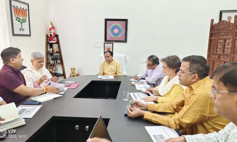 प्रदेशभर में आयोजित किये जायेंगे सहकारिता मेले: डॉ धन सिंह रावत प्रदेशभर में आयोजित किये जायेंगे सहकारिता मेले: डॉ धन सिंह रावत