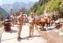 हेमकुंड साहिब यात्रा व्यवस्थाओं का पुलिस उपाधीक्षक चमोली ने लिया जायजा, गोविंदघाट और पुलना में परखीं व्यवस्थाएं