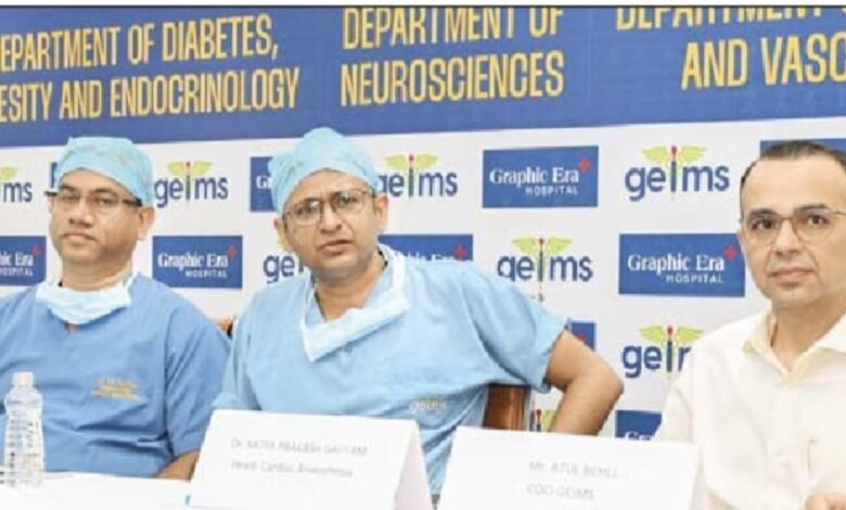 दुर्लभ मामले में सफल इलाज, युवक को दी नई जिंदगी दुर्लभ मामले में सफल इलाज, युवक को दी नई जिंदगी
