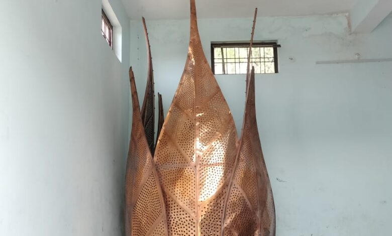 ब्रह्मकमल चौक को जिला प्रशासन ने किया रातोंरात तटस्थ