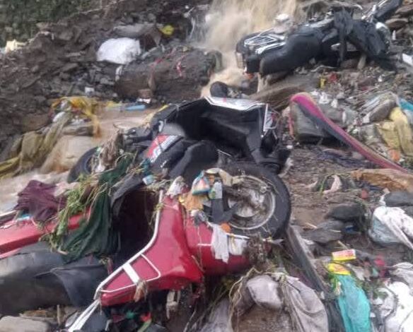 प्री मानसूनी बारिश ने 22 दिनों में उत्तराखण्ड में बरपाया कहर प्री मानसूनी बारिश ने 22 दिनों में उत्तराखण्ड में बरपाया कहर