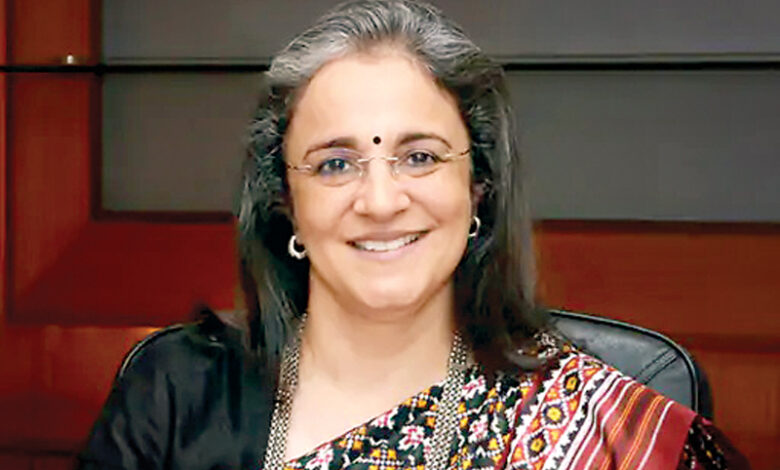 SEBI की पूर्व Cheif को क्लीनचिट SEBI की पूर्व Cheif को क्लीनचिट