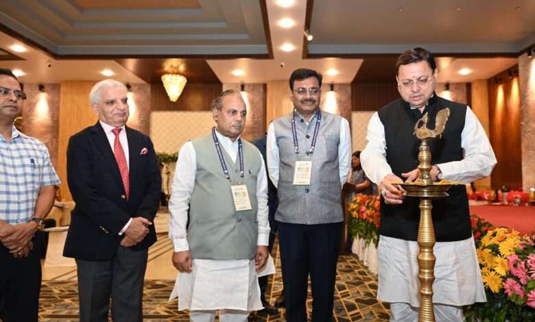 आपदा मित्र योजना की तर्ज पर प्रारंभ होगी आपदा सखी योजनाः मुख्यमंत्री आपदा मित्र योजना की तर्ज पर प्रारंभ होगी आपदा सखी योजनाः मुख्यमंत्री