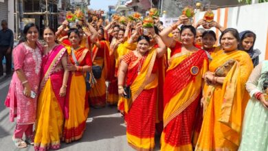 श्रीमद् भागवत की पूजा अर्चना के बाद निकाली शोभा यात्रा