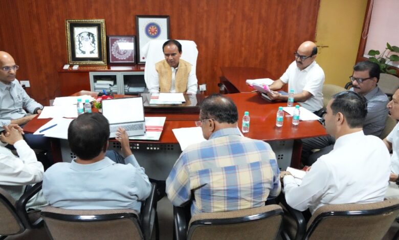 एक पेड़ मॉ के नाम अभियान से जुड़ेंगे उच्च शिक्षण संस्थान : डॉ. धन सिंह रावत एक पेड़ मॉ के नाम अभियान से जुड़ेंगे उच्च शिक्षण संस्थान : डॉ. धन सिंह रावत