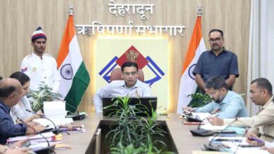 मुख्यमंत्री की घोषणा को सर्वोच्च प्राथमिकता पर रखें विभाग : डीएम