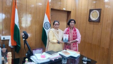 डॉ. वंदना खण्डूड़ी की नवीनतम पुस्तक “मंथन” का भव्य लोकार्पण