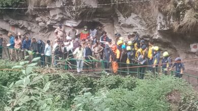 लैंड-स्लाइडिंग स्थल पर रेस्क्यू कार्य जारी