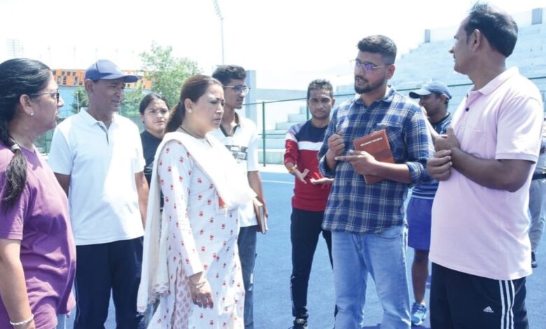 अगस्त में मिलेगा हल्द्वानी को एस्ट्रो टर्फ हॉकी स्टेडियम, खेल मंत्री रेखा आर्या ने किया निर्माण कार्य का निरीक्षण