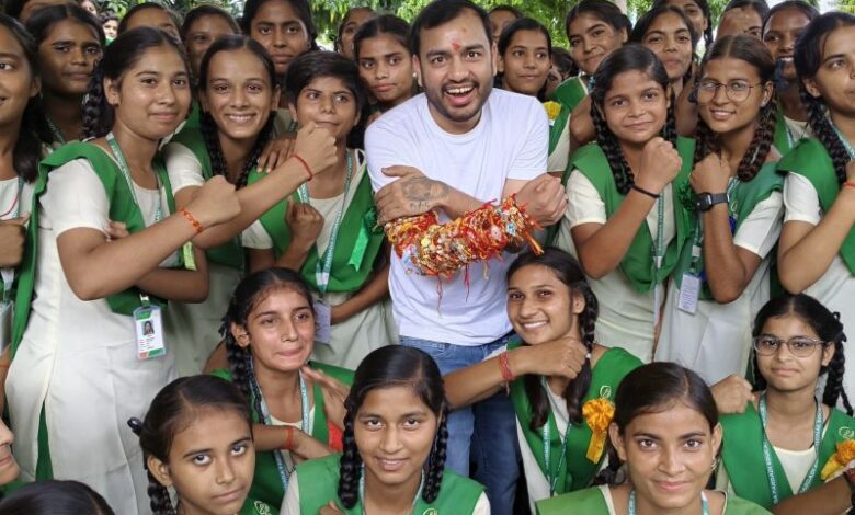 फिजिक्स वाला के फ़ाउंडर , अलख पांडेय ने पर्दादा-परदादी स्कूल के विद्यार्थियों को किया प्रेरित 