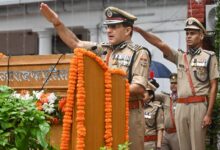 पुलिस महानिदेशक दीपम सेठ ने स्वतंत्रता दिवस पर ध्वजारोहण कर सभी को दिलाई राष्ट्रीय एकता की शपथ पुलिस महानिदेशक दीपम सेठ ने स्वतंत्रता दिवस पर ध्वजारोहण कर सभी को दिलाई राष्ट्रीय एकता की शपथ
