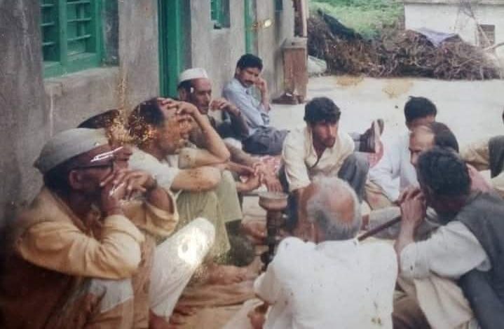 औ चल खैली….