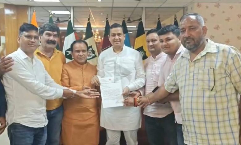 रेलवे के 400 मीटर निर्माण नहीं होगा ऐसा कोई नियम नहीं – अनिल बलूनी