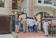 होटल कारोबारी की बेटी को बंधक बनाकर घर में बड़ी लूट होटल कारोबारी की बेटी को बंधक बनाकर घर में बड़ी लूट