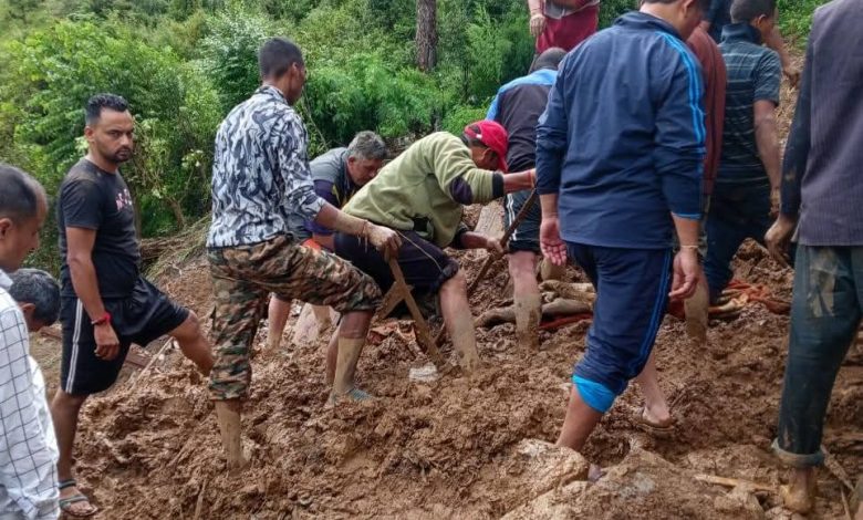 चमोली जनपद के देवाल विकास खंड के मोपाटा में अतिवृष्टि से दो की मृत्यु एवं दो घायल
