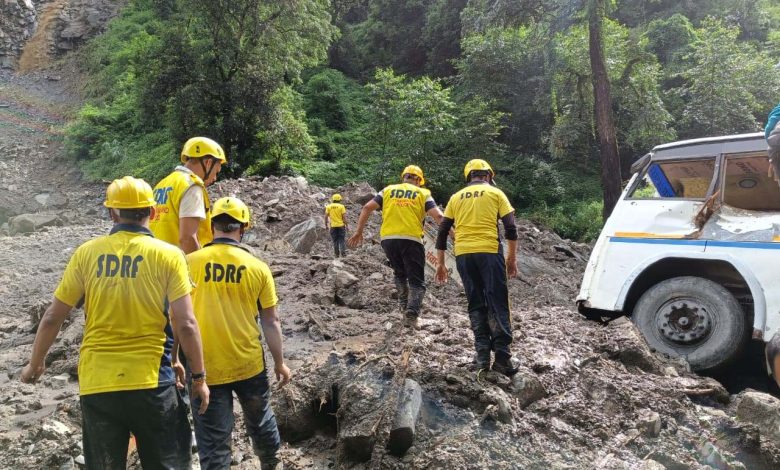 बादल फटने से चमोली व रुद्रप्रयाग में 5 लोगों की मौत, बसुकेदार में कई लापता