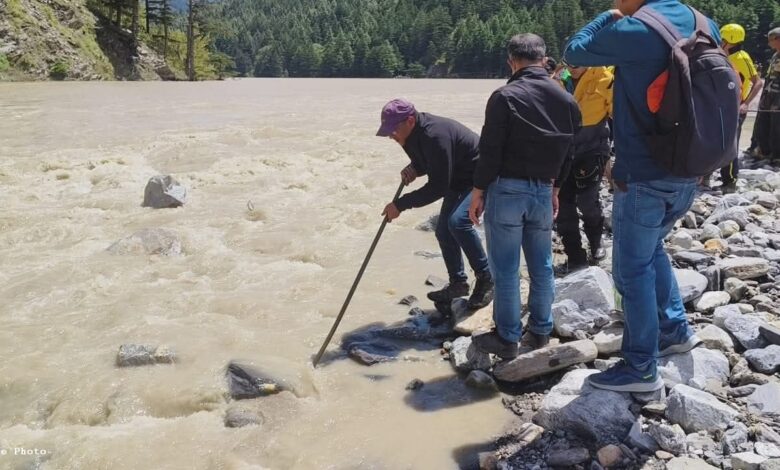 हर्षिल में बनी झील ने लोगों की नींद उड़ाई