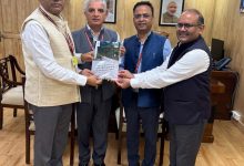 उत्तराखण्ड ने केंद्र सरकार को सौंपा 5702.15 करोड़ रुपए के आर्थिक पैकेज का प्रस्ताव