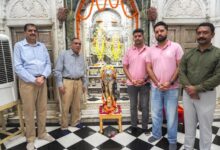 काशी रुद्राज़ ने यूपी टी20 में दूसरी ऐतिहासिक जीत के बाद द्वारकाधीश मंदिर में आशीर्वाद लेकर ट्रॉफी टूर शुरू किया काशी रुद्राज़ ने यूपी टी20 में दूसरी ऐतिहासिक जीत के बाद द्वारकाधीश मंदिर में आशीर्वाद लेकर ट्रॉफी टूर शुरू किया