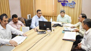 जिलाधिकारी संदीप तिवाड़ी ने जल संस्थान और जल निगम को जल जीवन मिशन योजनाओं को पूर्ण करने के निर्देश दिए