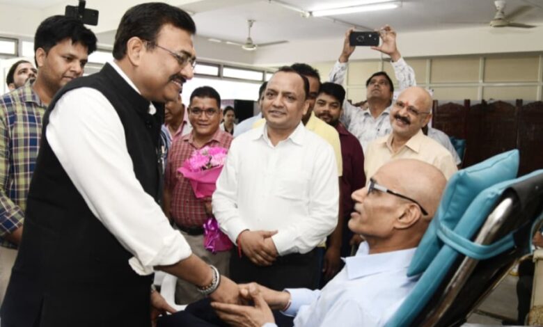 सीएस ने किया स्वास्थ्य एवं रक्तदान शिविर का उद्घाटन, 450 लोगों के द्वारा पंजीकरण कर स्वास्थ्य सेवाओं का उठाया गया लाभ