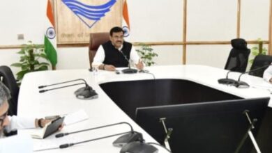 सभी जनपद मुख्यालयों व पर्यटक स्थलों को हवाई कनेक्टिविटी उपलब्ध कराए जाने को जल्द पेश की जाए कार्ययोजना