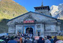श्रद्धालुओं की घटती संख्या से संकट में कारोबारी श्रद्धालुओं की घटती संख्या से संकट में कारोबारी