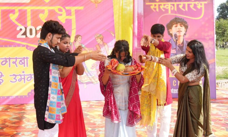 माया देवी विश्वविद्यालय में फ्रेशर पार्टी एवं गरबा डांस का भव्य आयोजन