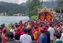 नैनीताल में मां नंदा, सुनंदा की विदाई में उमड़ा आस्था का सैलाब नैनीताल में मां नंदा, सुनंदा की विदाई में उमड़ा आस्था का सैलाब