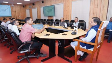 सीएम ने दिए प्रदेश की सभी सड़कों को शीघ्र गड्ढा मुक्त करने के निर्देश