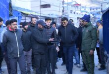 मुख्य सचिव आनन्द बर्द्धन ने केदारनाथ यात्रा व्यवस्थाओं का लिया जायजा, पुनर्निर्माण कार्यों और यात्रियों की सुविधाओं का किया निरीक्षण