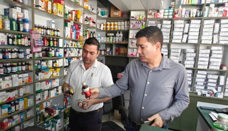 मुख्यमंत्री धामी के निर्देश पर प्रतिबंधित कफ सिरप पर सख्त कार्रवाई, प्रदेशभर में मेडिकल स्टोर्स पर एफ.डी.ए. की छापेमारी शुरू