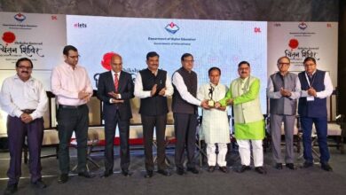 उच्च शिक्षा में 10 हजार छात्रों का हो कैम्पस प्लेसमेंटः डॉ. धन सिंह रावत