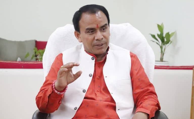 स्वास्थ्य कार्यकर्ताओं व पर्यवेक्षकों को मिला जनपद परिवर्तन का अवसर