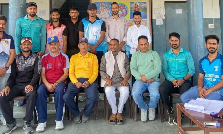 सीमांत जनपदों और खंडों के साथ राजधानी देहरादून में खेल प्रतियोगिताओं का आयोजन सीमांत जनपदों और खंडों के साथ राजधानी देहरादून में खेल प्रतियोगिताओं का आयोजन