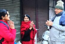 सीएम धामी ने नैनीताल में मॉर्निंग वॉक के दौरान जनता से की मुलाकात, नैना देवी मंदिर सौंदर्यीकरण कार्यों का निरीक्षण