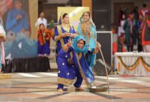 हिमालयी संस्कृतियों के समागम में बिखरी लोकनृत्यों व गीतों की छटा