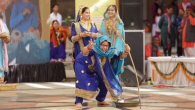 हिमालयी संस्कृतियों के समागम में बिखरी लोकनृत्यों व गीतों की छटा