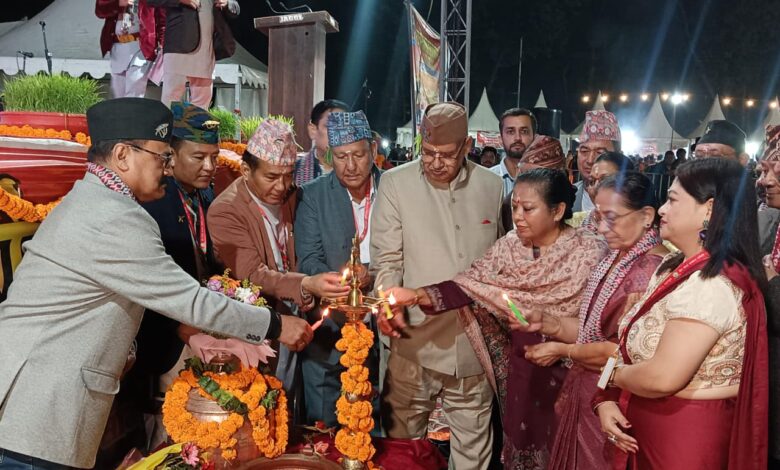 तीन दिवसीय गोरखा दशै-दीपावली महोत्सव एवं राजकीय मेला-2025 का धूमधाम के साथ हुआ भव्य समापन तीन दिवसीय गोरखा दशै-दीपावली महोत्सव एवं राजकीय मेला-2025 का धूमधाम के साथ हुआ भव्य समापन