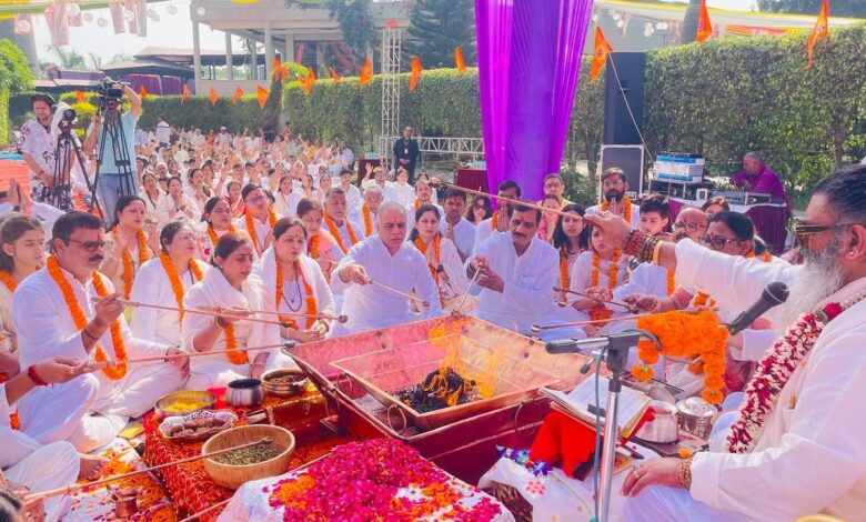 वैदिक मंत्रों की ध्वनि से गूंज उठी आचार्य द्रोण की नगरी